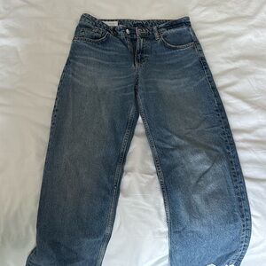 Vintage vibe, cropped Zara jeans